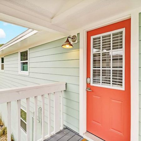 Tropical Beach Bungalow Up - 3 Bedrooms - Across Street From Beach - Deck Fernandina Beach Exterior photo