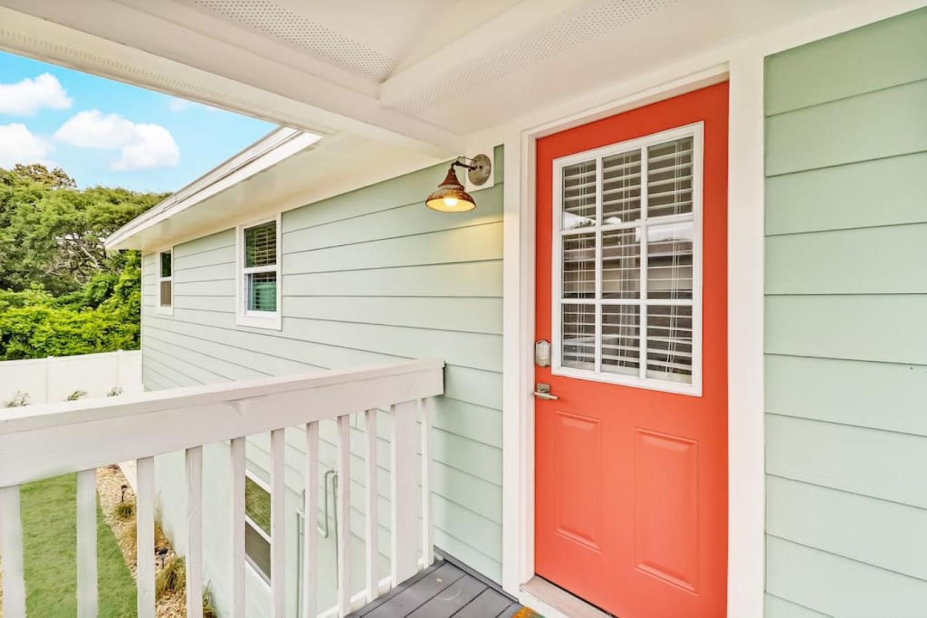 Tropical Beach Bungalow Up - 3 Bedrooms - Across Street From Beach - Deck Fernandina Beach Exterior photo